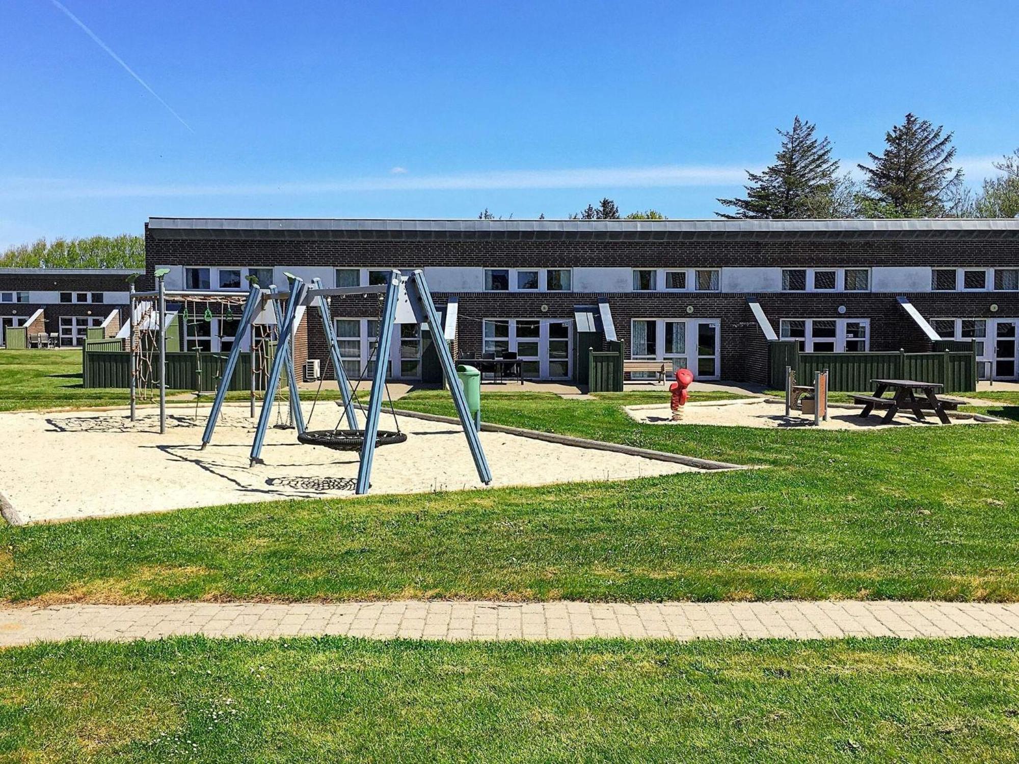 6 Person Holiday Home On A Holiday Park In Hemmet Buitenkant foto