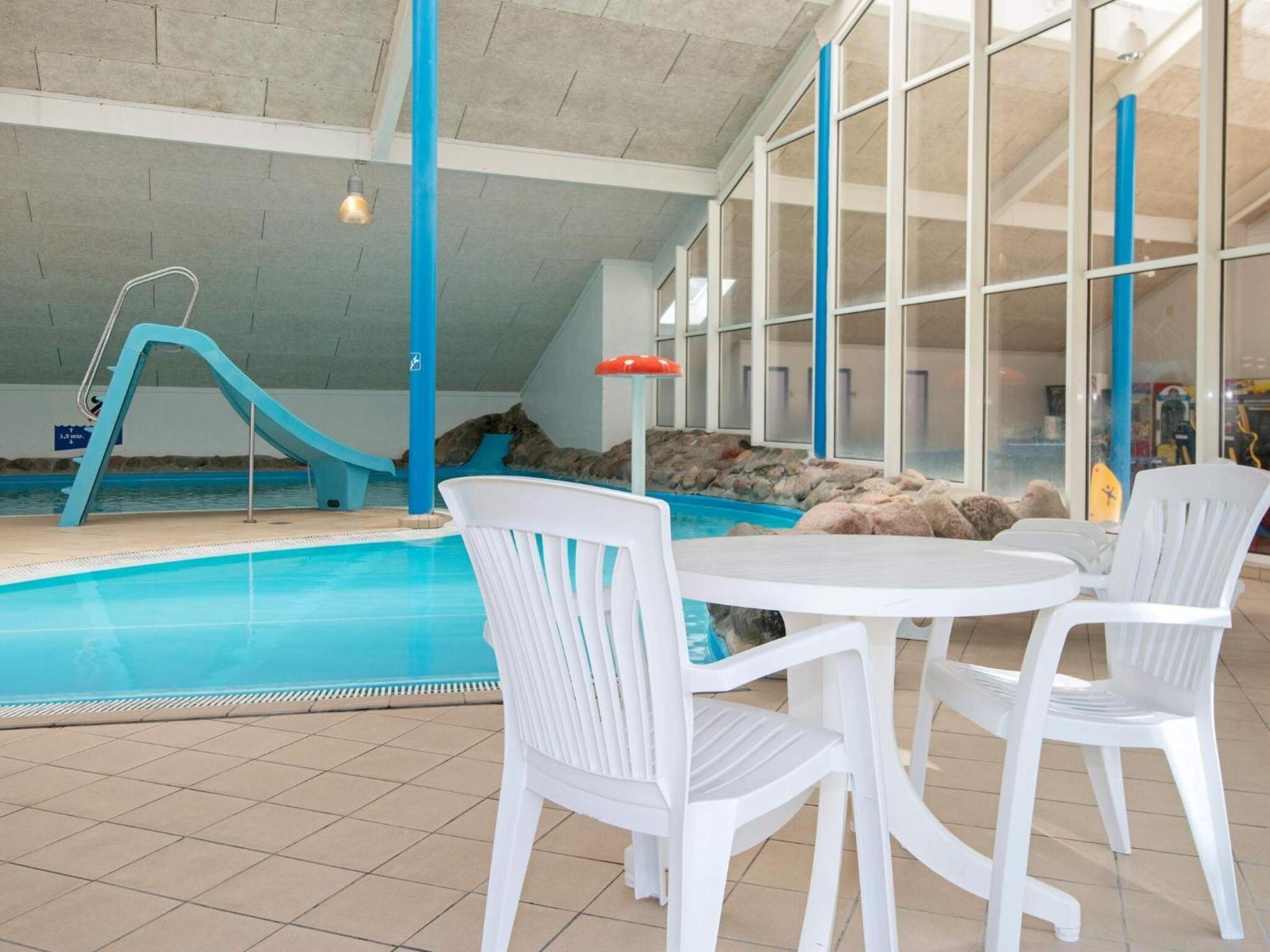 6 Person Holiday Home On A Holiday Park In Hemmet Buitenkant foto