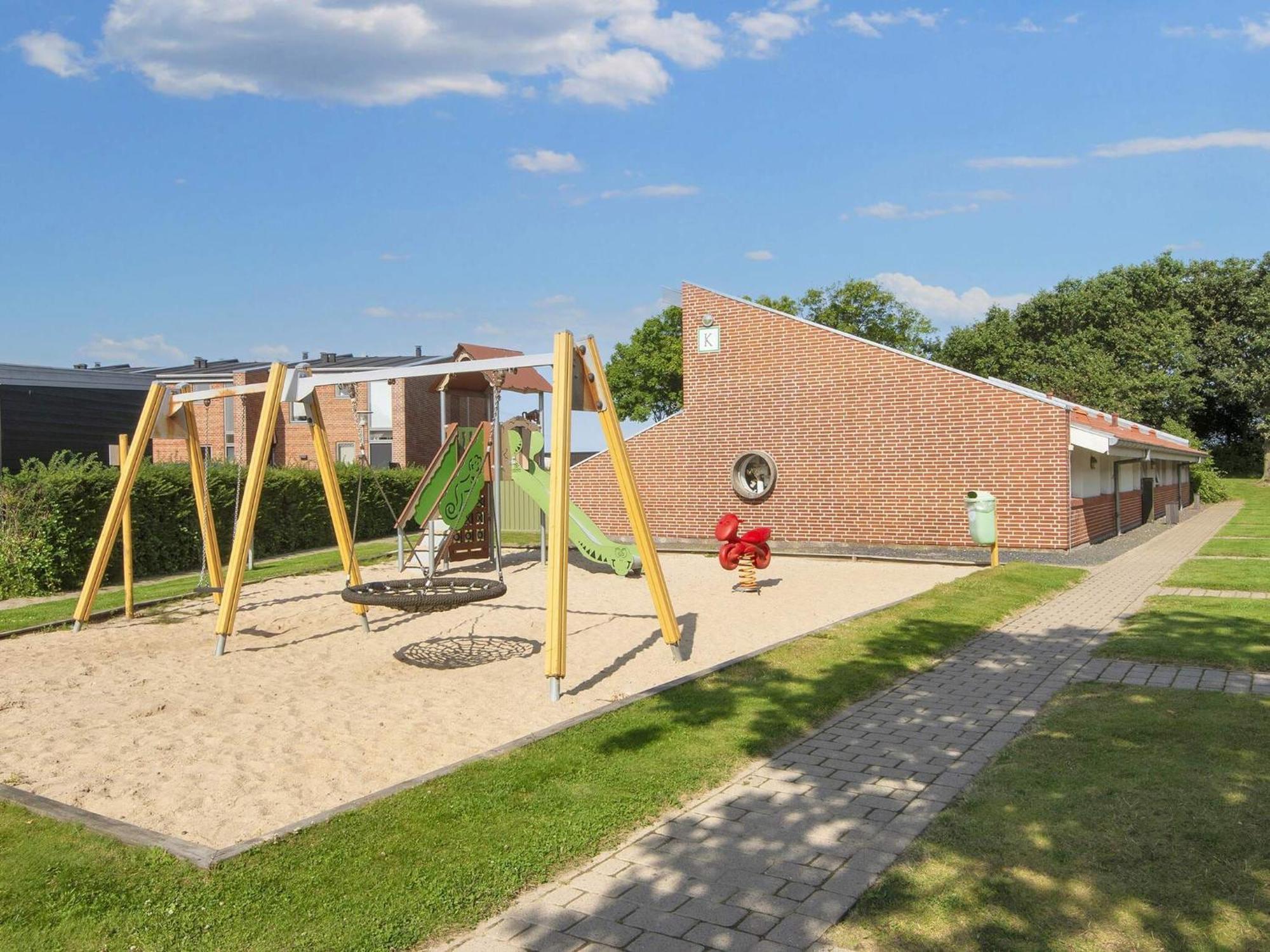 6 Person Holiday Home On A Holiday Park In Hemmet Buitenkant foto