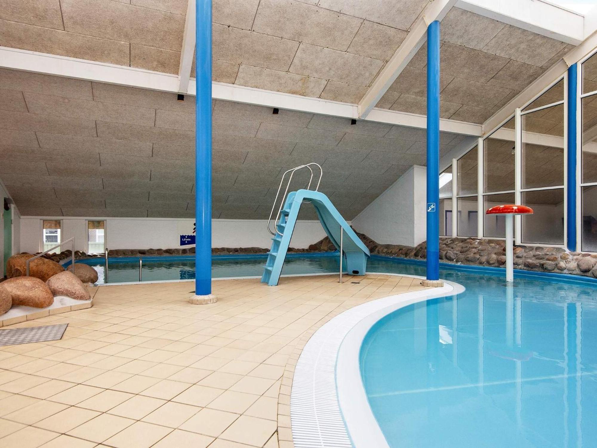 6 Person Holiday Home On A Holiday Park In Hemmet Buitenkant foto