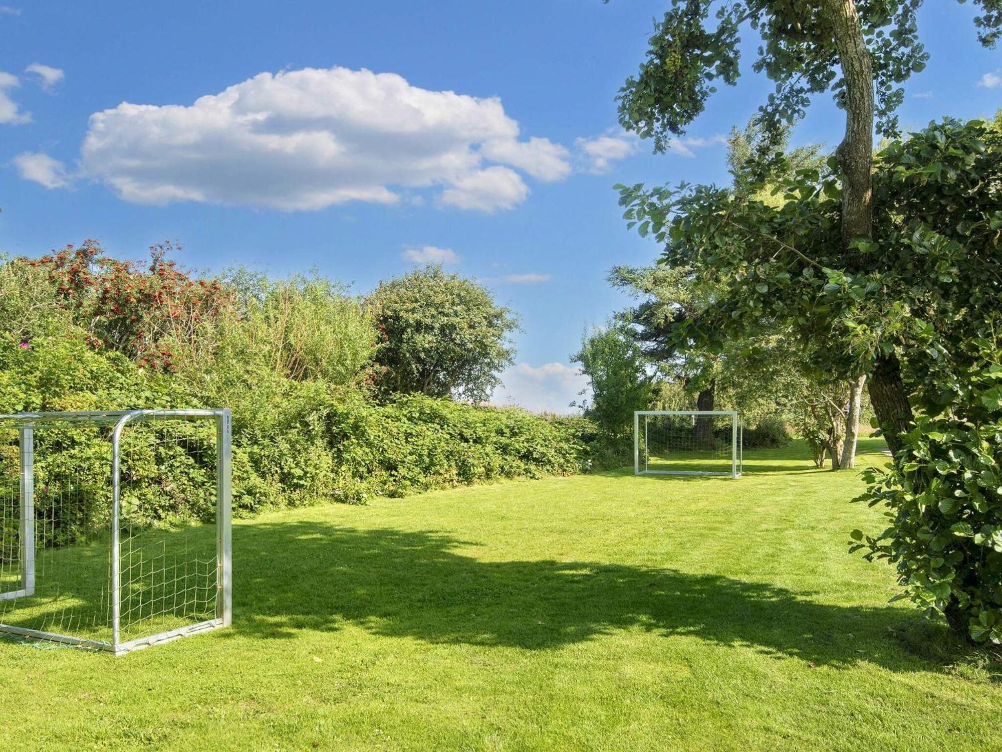 6 Person Holiday Home On A Holiday Park In Hemmet Buitenkant foto